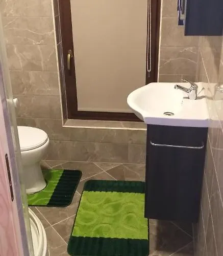 Zalan Vendeghaz בית הארחה *